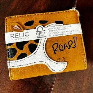 Relic by Fossil Yellow Wallet with RFID Security NWT